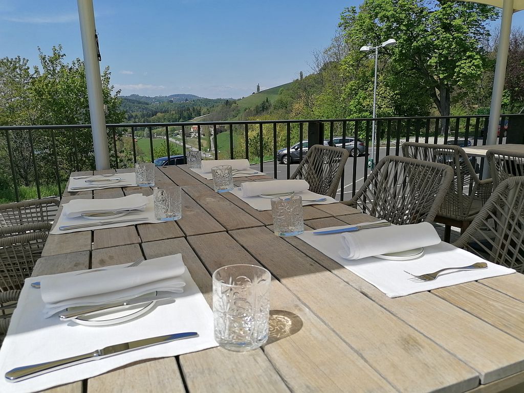 Terrasse Schlosskeller Südsteiermark